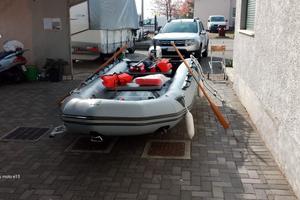 Gommone zodiac con motore Johnson