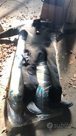 Mute scarpe guanti sub e varie