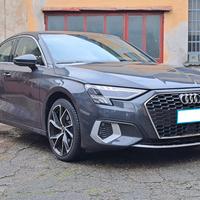 Audi A3 Sedan 35 TDI S tronic Business Advanced