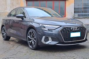 Audi A3 Sedan 35 TDI S tronic Business Advanced