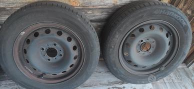Gomme estive 175 65 14 su cerchi Citroen Peugeot 