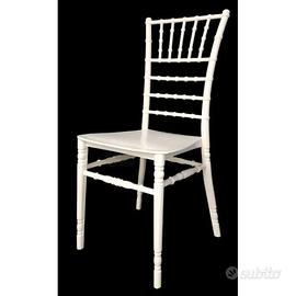 TIFFANY CHIAVARI Sedia impilabile in polipropilene