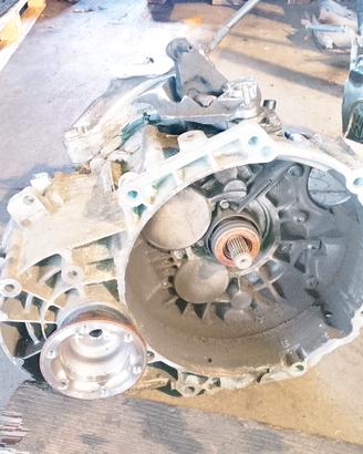 CAMBIO 6M VOLKSWAGEN GOLF 6 2.0 TD 2010 CBB 952/20