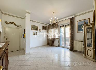 Trilocale a piano rialzato e a due passi dal Centr