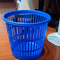 cestino blu 