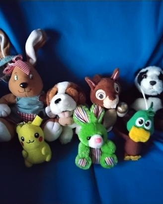 piccoli animali di peluche