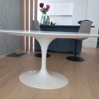 Tavolo Tulipano ovale Laminato usado como nuovo 