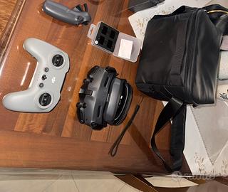 Dji goggles 3 + radio DJI rc3 + altri accessori