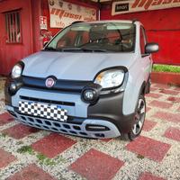 Fiat Panda 1.0 CROSS HYBRID CON GPL