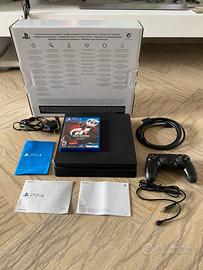 Playstation 4 - 500GB + Gran Turismo Sport