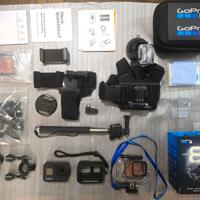 GoPro Hero 8 Black completa di accessori