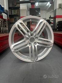 4 Cerchi in lega NIU A2 Silver Made In Italy VW/Au