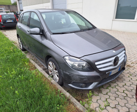 Mercedes b180 2013 iniettori da fare per export