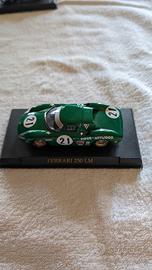 Modellino su base Ferrari 250 LM, senza scatola