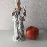 Statuetta in porcellana Capodimonte