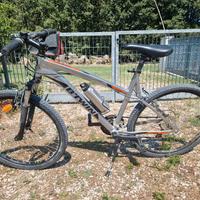 Bicicletta MTB Rockrider 340 ruote 26