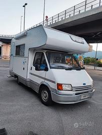Camper Ford Transit del 1990 GPL