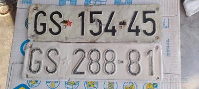 N. 2 TARGHE AUTO EX JUGOSLAVIA 