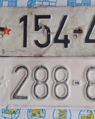 N. 2 TARGHE AUTO EX JUGOSLAVIA 