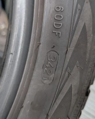 4 pneumatici invernali Nokian WR DE 225/45 R17 91H