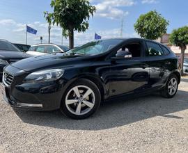 VOLVO - V40 1.6 d2 Business Edition