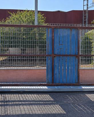 TELAIO PER CANCELLO SCORREVOLE  + CANCELLETTO