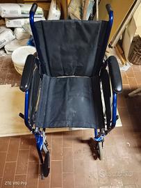 Sedia a rotelle pieghevole Mediland M300