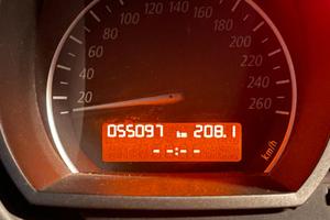 BMW Z4  2.5i anno 2003 targata ASI