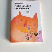 libro Fiabe lunghe un sorriso di Rodari 