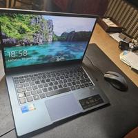 Ultrabook i7  1 Terabyte SSD superleggero