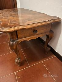 Interessante tavolo in legno vintage