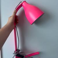 lampada di design rosa fluo