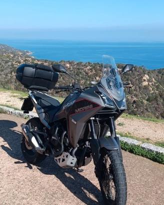 MOTO MORINI X-CAPE 650