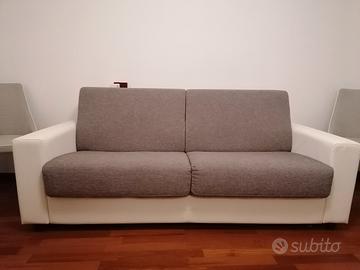 Divano letto matrimoniale