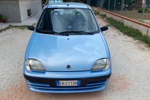 Fiat 600 anno 2003