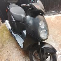 Honda chiociola 150cc con 24 kilometri prezzo 450 