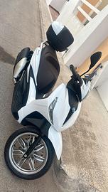 Piaggio Beverly 400 HPE Garanzia- 2024