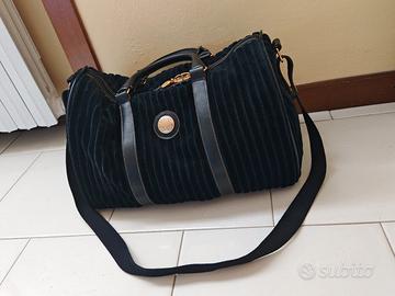 borsa bauletto velluto nero "Red Wall" 