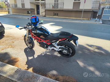 Monster s2r 800 monobraccio