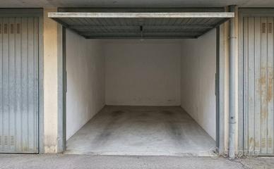 Posto auto scoperto - Massa Marittima