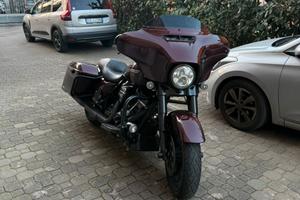 Street Glide special