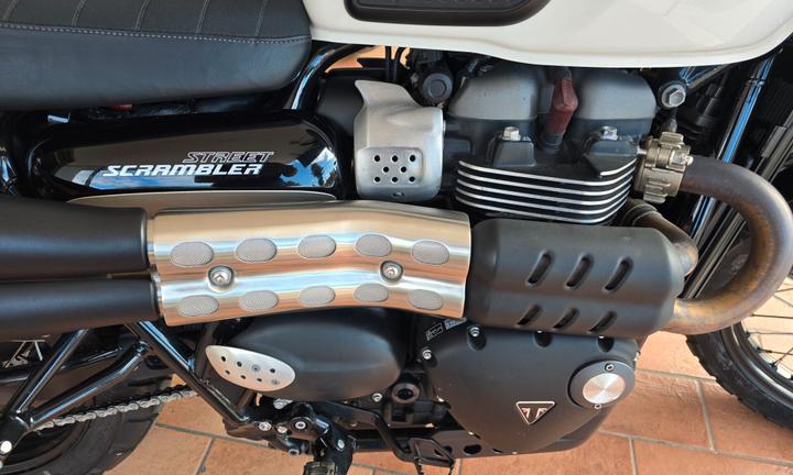Triumph Street Scrambler KM 5.251