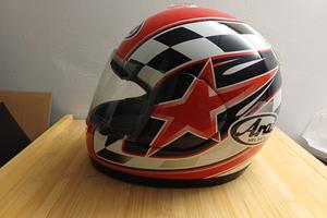 casco integrale Arai