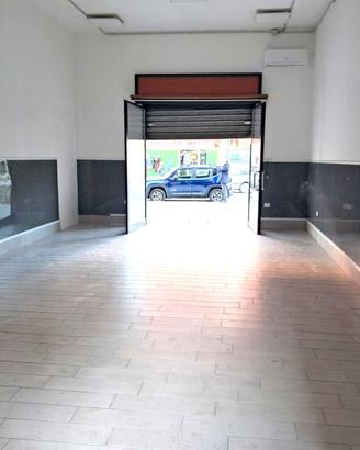 Locale commerciale 50 mq con agibilità C/so Europa