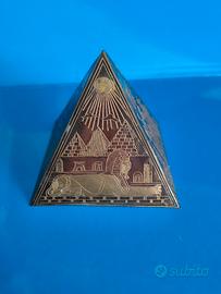 Piramide egizia.