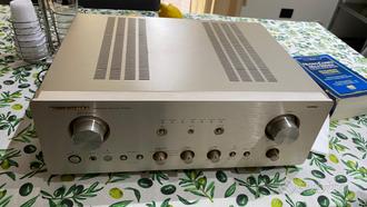 Amplificatore integrato stereo Marantz PM7200  			