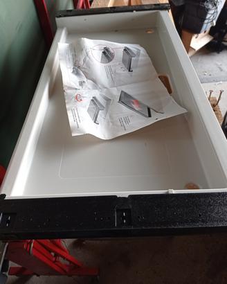 cassetto  portaoggetti sottoscrivania
