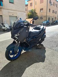 Yamaha X-Max 300