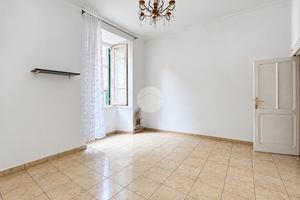 3 LOCALI A SAVONA