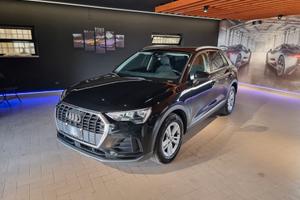 AUDI Q3 35 TDI S tronic Business • Virtual Cockpit